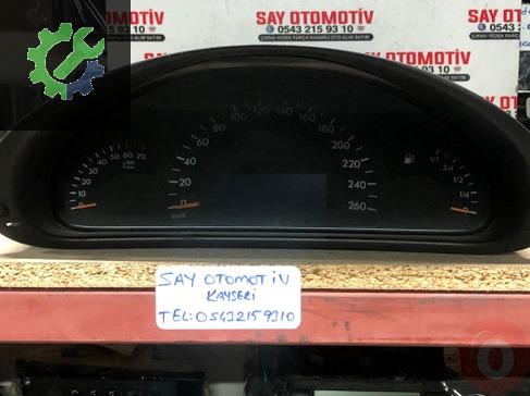 Mercedes W203 gosterge saati 87001411B