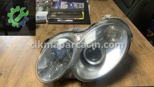 Mercedes-Benz C Serisi Sol Ön Far çıkma parça