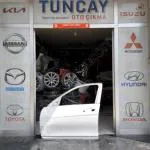 MERCEDES W204 C SERİ SOL ÖN KAPI ÇIKMA PARÇA ORJİNAL LOKALLİK