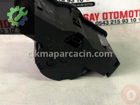 Mercedes-Benz CLK Far Anahtarı A2045452204 çıkma parça