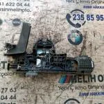 MERCEDES W204 ÇIKMA ARKA SAĞ KAPI BRAKETİ A2047601634