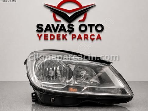 Mercedes-Benz C Serisi Sağ Ön Far çıkma parça