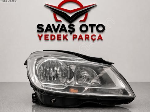 Mercedes-Benz C Serisi Sağ Ön Far çıkma parça