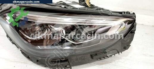 Mercedes-Benz C Serisi Far çıkma parça