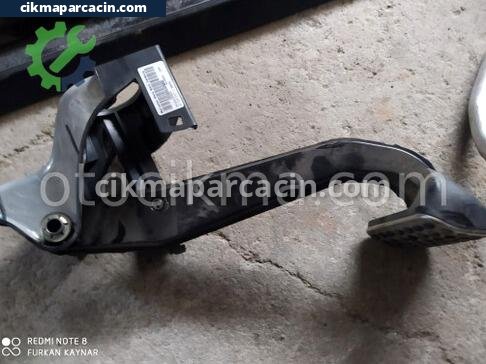 Mercedes-Benz E Serisi Fren Pedalı çıkma parça