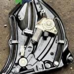 Mercedes-Benz E Serisi 2010-2016 Cam Krikosu Çıkma