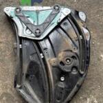 Mercedes-Benz E Serisi 2010-2016 Cam Krikosu Çıkma