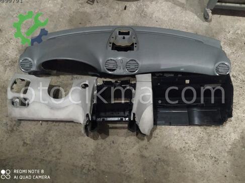 Mercedes-Benz CLK Komple Ön çıkma parça