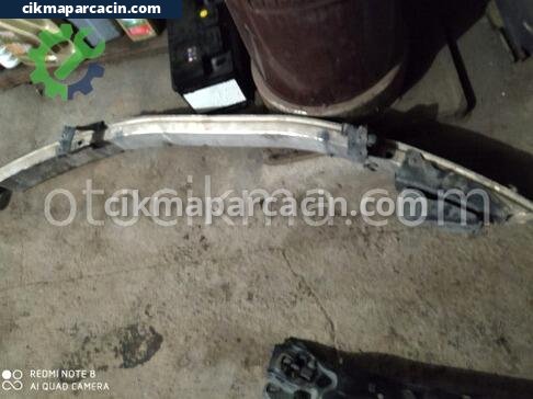Mercedes-Benz CLK Tampon Demiri çıkma parça