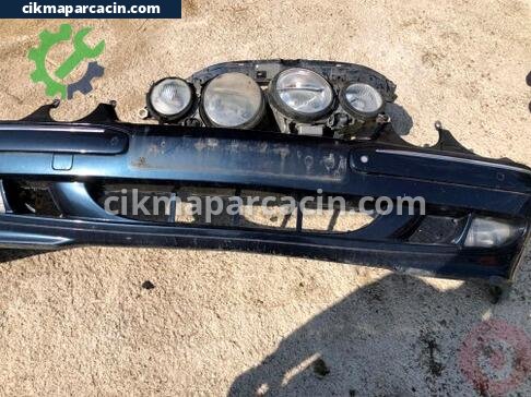 Mercedes-Benz E Serisi Far çıkma parça