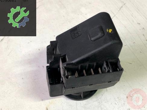 Mercedes W210 kontak yuvası ezs cikma orj 2105450008