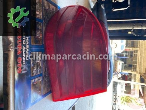 Mercedes-Benz 200 Sağ Arka Stop çıkma parça