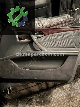 Mercedes-Benz E Serisi Kapı Döşemesi çıkma parça