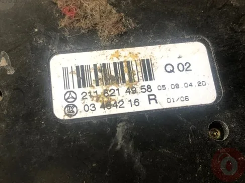Mercedes-Benz E Serisi Flaşör Düğmesi 2118214958 çıkma parça