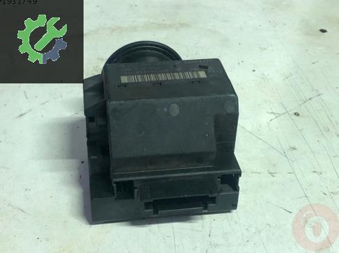Mercedes W211 kontak yuvası EZS 2115450608
