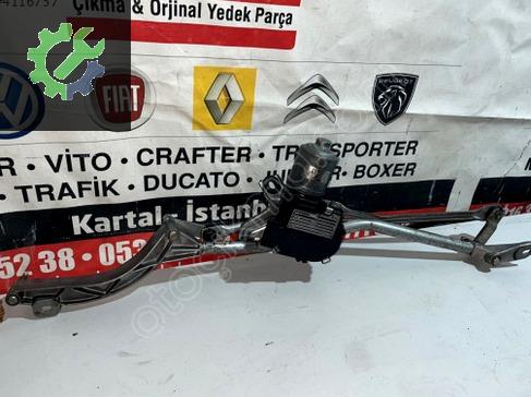 Mercedes-Benz E Serisi Silecek Motoru çıkma parça