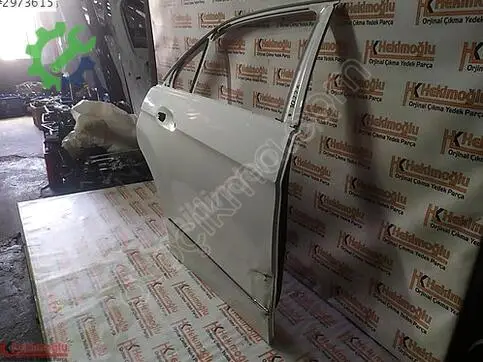 Mercedes-Benz E Serisi Sağ Arka Kapı çıkma parça