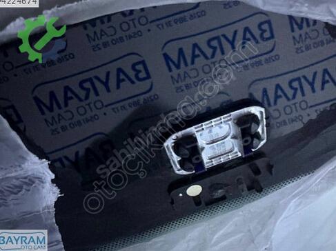 Mercedes 220 Ön Cam çıkma parça