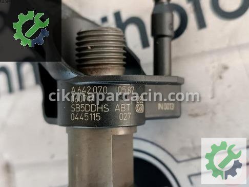 Mercedes-Benz 220 Enjektör 0445115027 çıkma parça
