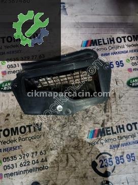 Mercedes-Benz C Serisi Cam Önü Izgarası A1768300413 çıkma parça