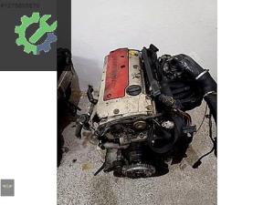 mercedes 192 hb 230 kırmızı motor