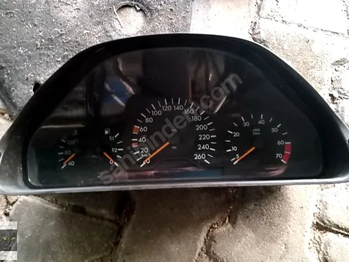 mercedes 210 km saat 210 540 95 47