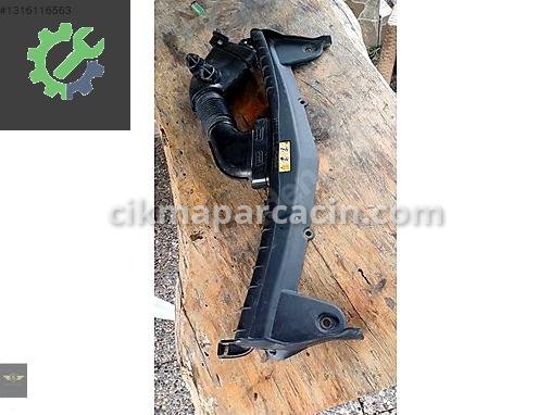 Mercedes-Benz EQA Panel Üst Plastiği A2135001900 çıkma parça