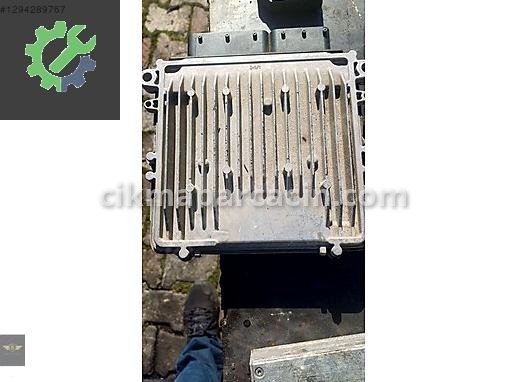 Mercedes-Benz CLA Motor Beyni 64215023 çıkma parça