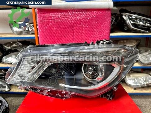 Mercedes-Benz Cla Far çıkma parça