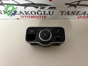 Mercedes-Benz A Serisi Orijinal Çıkma Far Anahtarı W2479052902