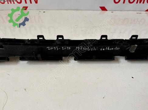 Mitsubishi Asx Tampon Izgarası 6402A317 çıkma parça