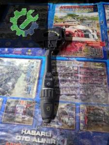 Mitsubishi Carisma 98/04 silecek kolu çıkma orijinal