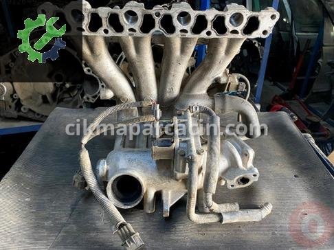 Mitsubishi Carisma Emme Manifoldu çıkma parça
