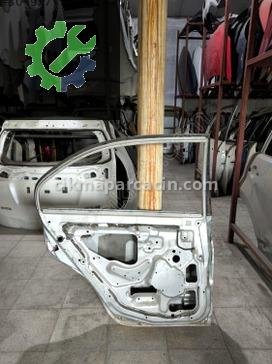 Mitsubishi Carisma Sol Arka Kapı çıkma parça