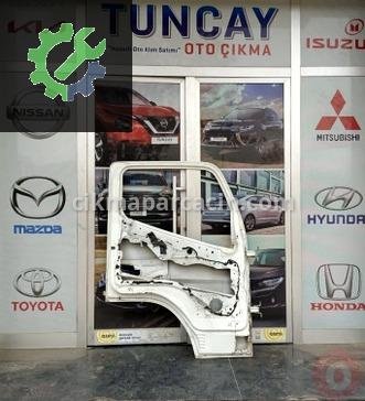 Mitsubishi Canter Sol Ön Kapı çıkma parça