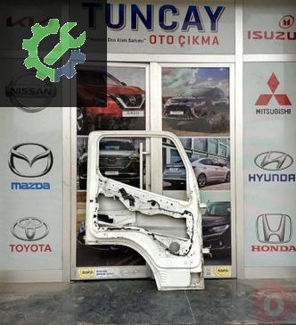 Mitsubishi Canter Sol Ön Kapı çıkma parça