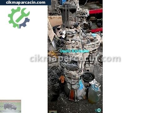 Mitsubishi L200 Şanzıman çıkma parça