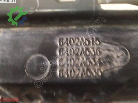Mitsubishi L200 6402A515 çıkma parça