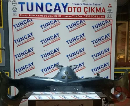 Mitsubishi L200 Ön Tampon 2006-2009 çıkma parça