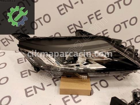 Mitsubishi L200 Sağ Ön Far 201920202021 çıkma parça