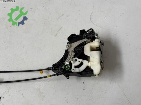 Mitsubishi L200 Kapı Kilidi çıkma parça