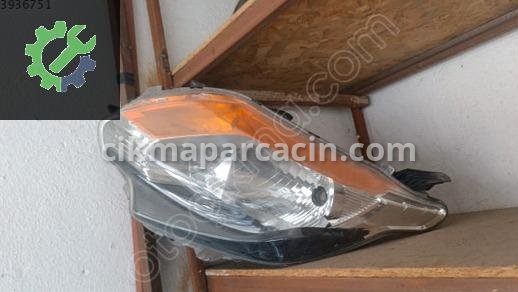 Mitsubishi L200 Sol Ön Far çıkma parça