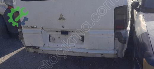 Mitsubishi L300 Bagaj Kapağı çıkma parça