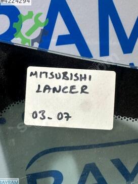 Mitsubishi Lancer Ön Cam çıkma parça