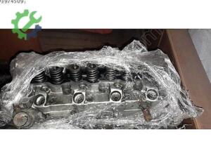 Mitsubishi L200 2020-2024 Çıkma Üst Subap Kapağı