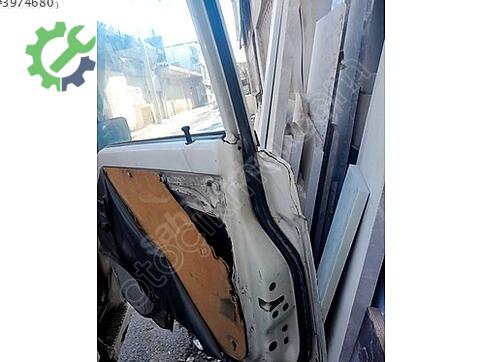 Mitsubishi L300 Sağ Ön Kapı çıkma parça