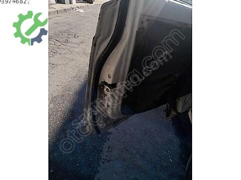 Mitsubishi L200 Sol Ön Kapı çıkma parça