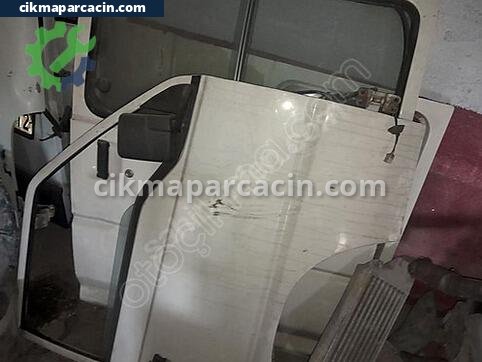 Mitsubishi L300 Sağ Ön Kapı çıkma parça