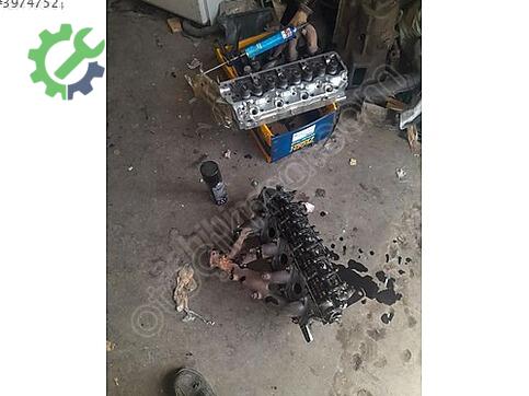 Mercedes-Benz 300 Silindir Kapağı çıkma parça