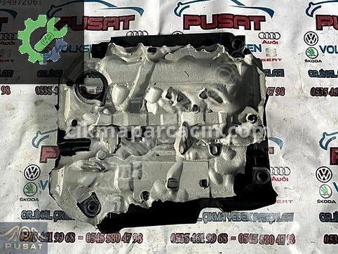 Volkswagen Passat Motor Kapağı/Üst Kapak 04L103925 çıkma parça
